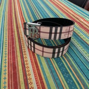 Men’s reversible burberry belt